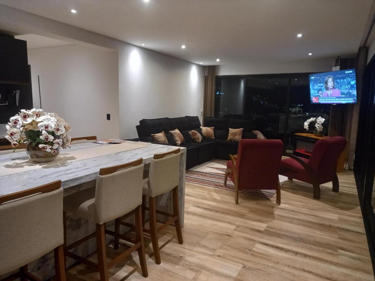 Casa Em Com Bela Vista Сasa de vacaciones Campos do Jordão