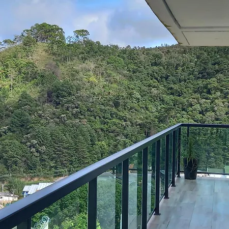 Casa Em Campos Do Jordao Com Bela Vista Vila Exterior foto